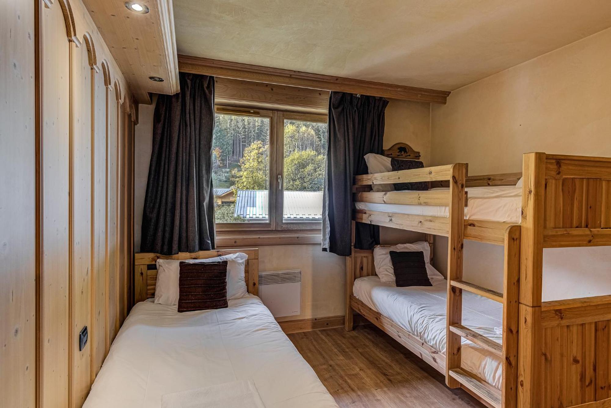 Apartment Longview - Alpes Travel - Central Chamonix - Sleeps 8 Εξωτερικό φωτογραφία