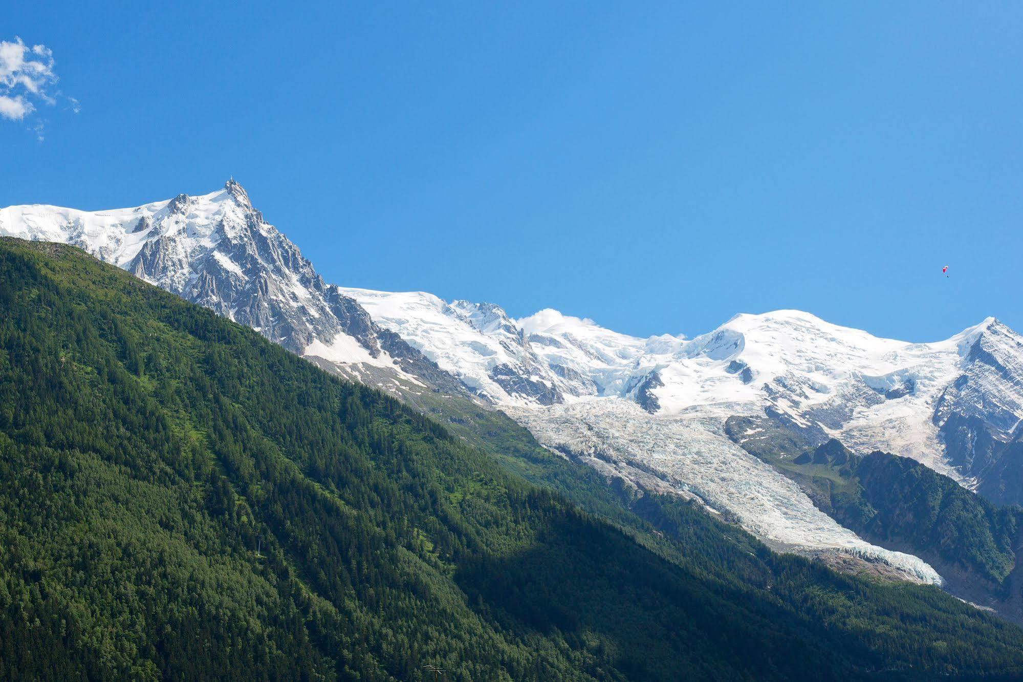 Apartment Longview - Alpes Travel - Central Chamonix - Sleeps 8 Εξωτερικό φωτογραφία
