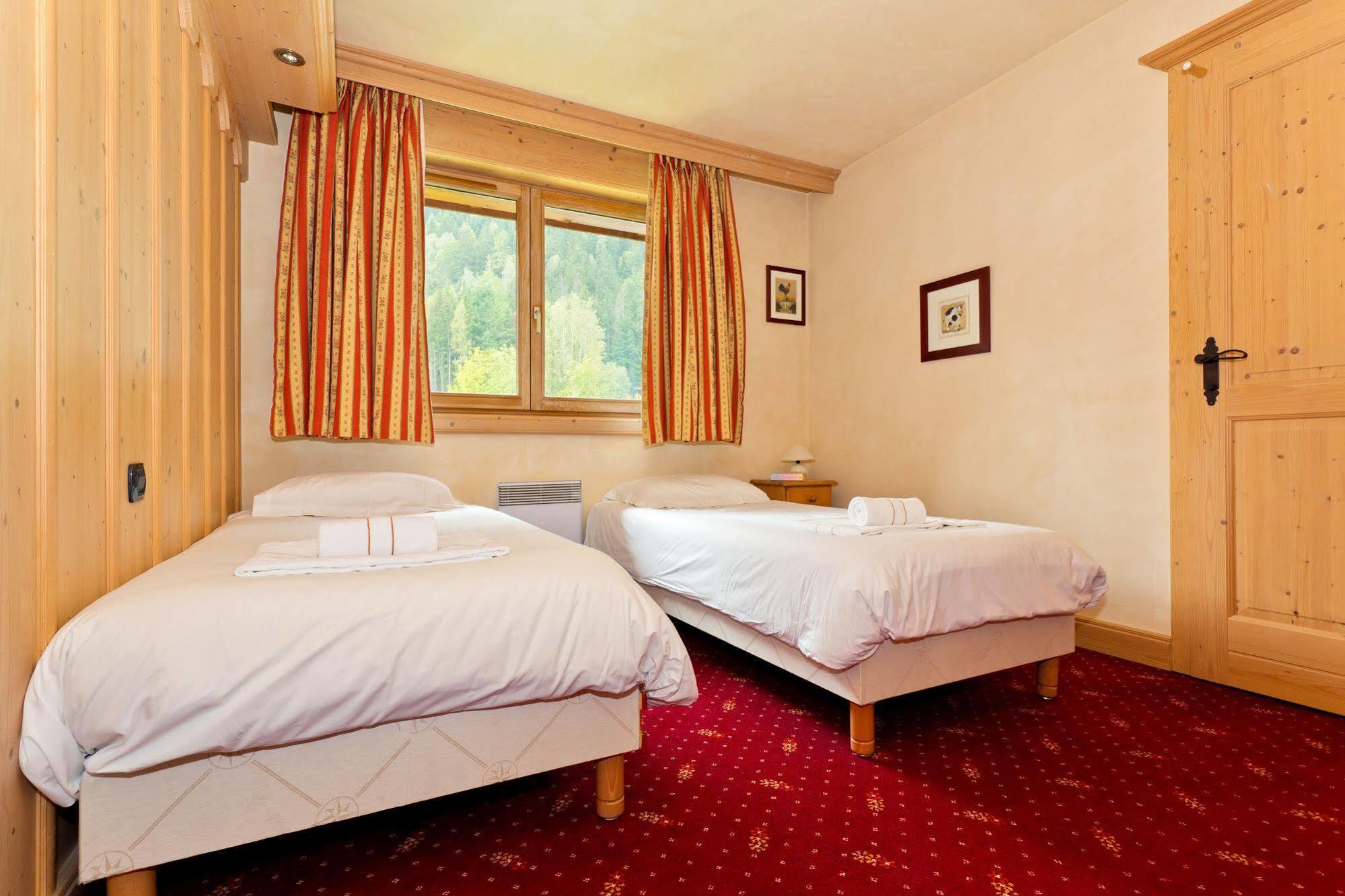 Apartment Longview - Alpes Travel - Central Chamonix - Sleeps 8 Εξωτερικό φωτογραφία